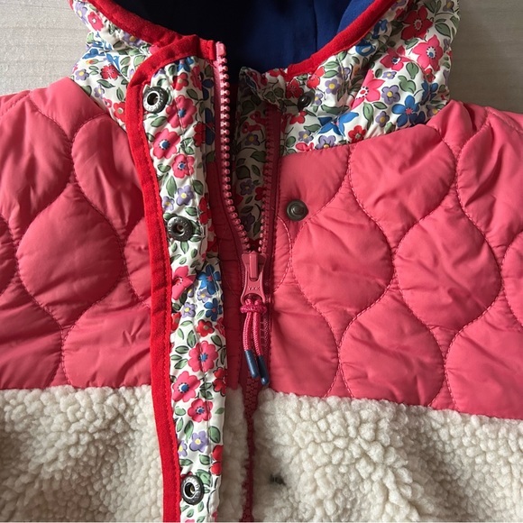 Mini Boden Floral & Cream Quilted Sherpa Hooded Jacket with Cotton Lining - Picture 3 of 5